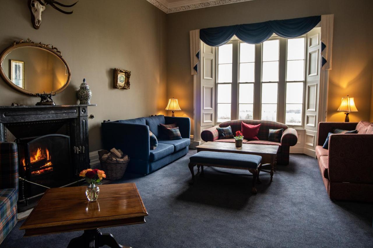 Chirnside Hall Hotel Buitenkant foto