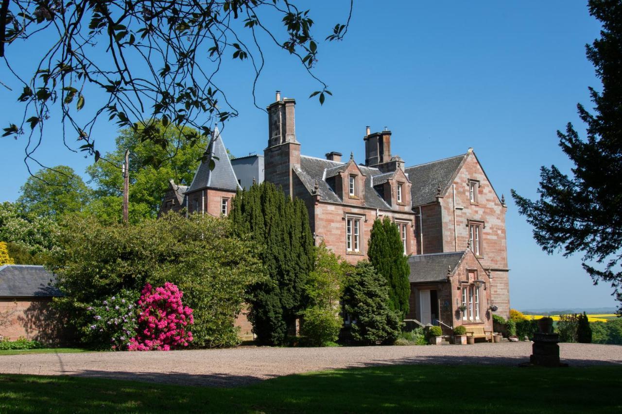 Chirnside Hall Hotel Buitenkant foto