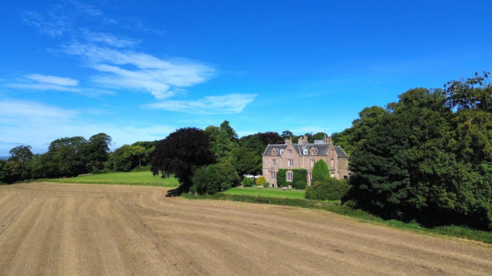 Chirnside Hall Hotel Buitenkant foto